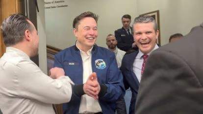 uploads/380171438_Musk_2.webp
