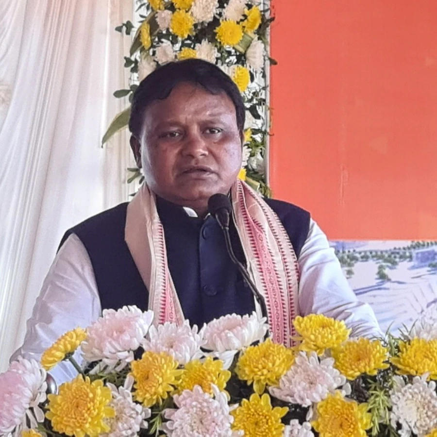 cm mohan charan majhi urges 1543 new recruits to uphold integrity