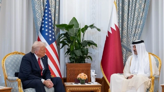 uploads/574103644_e8f9e0b4_qatari_emir_sheikh_tamim_trump_discuss_us_iran_peace_efforts.webp