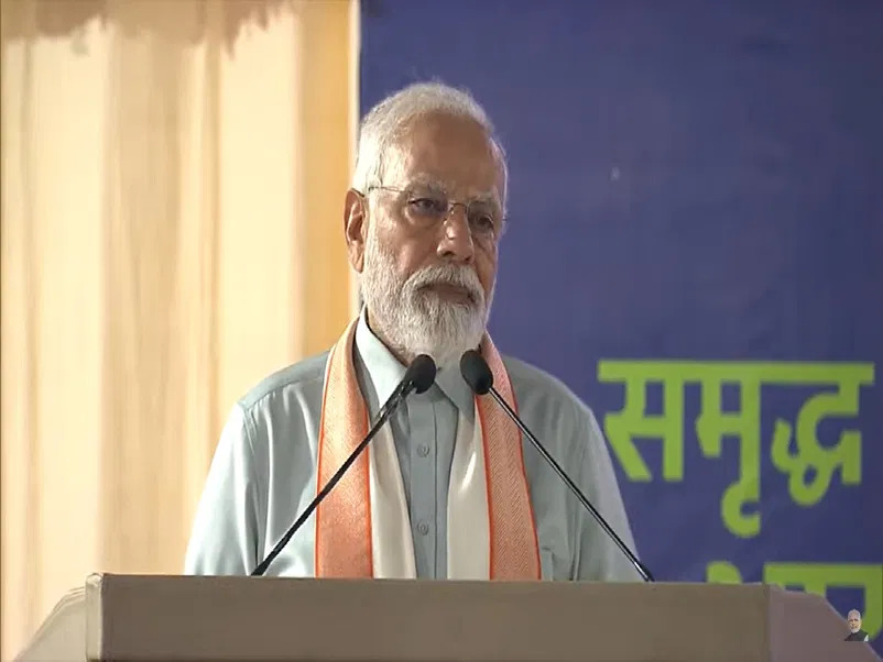 uploads/909200737_PM_Modi_in_rajasthan.jpg