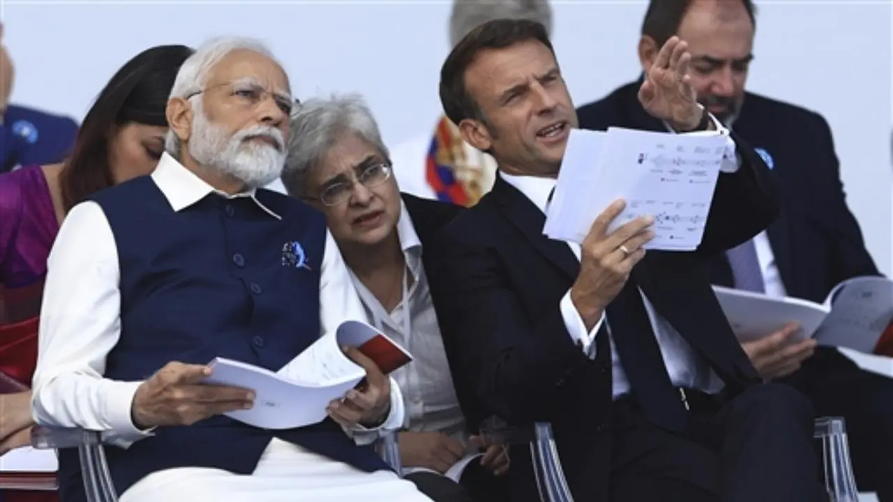 uploads/919155317_modi___macron.webp